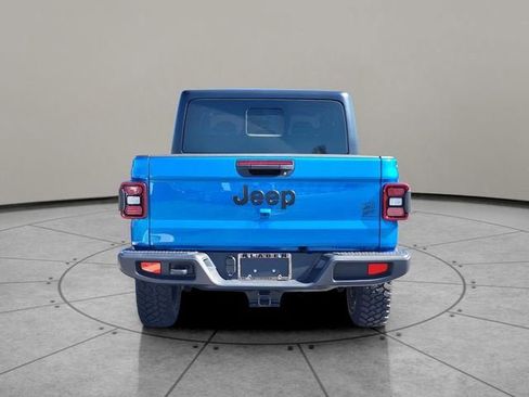New 2026 Jeep Gladiator Sport AWD/4WD image 11