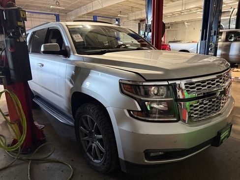 Used 2018 Chevrolet Tahoe LT AWD/4WD image 3