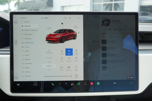 Used 2023 Tesla Model S Plaid AWD/4WD image 35