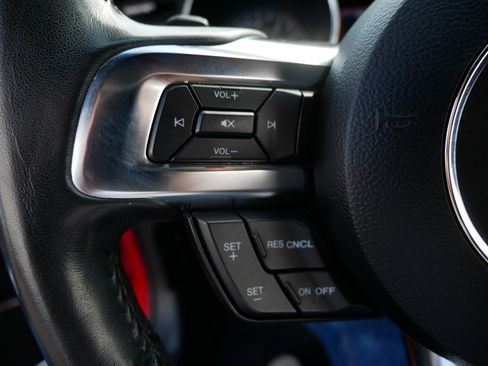 Used 2020 Ford Mustang Premium RWD image 28