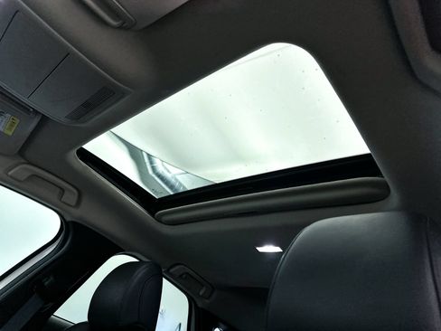 Certified 2023 MAZDA CX-30 AWD 2.5 S w/ Premium Package image 5