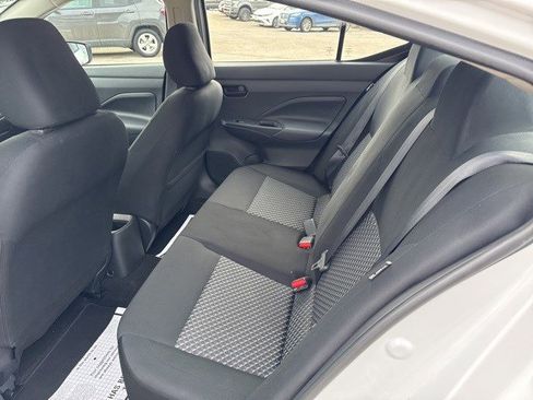 Used 2023 Nissan Versa S image 12