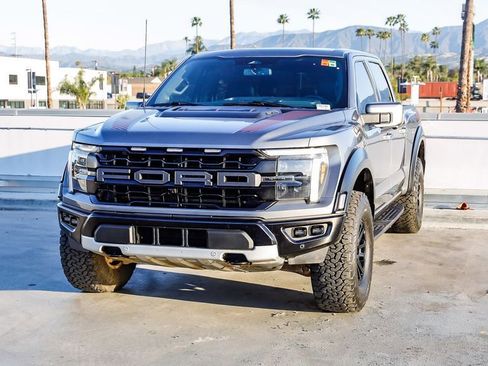 Used 2025 Ford F150 Raptor AWD/4WD image 4