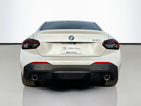 Used 2025 BMW 230i Coupe image 4