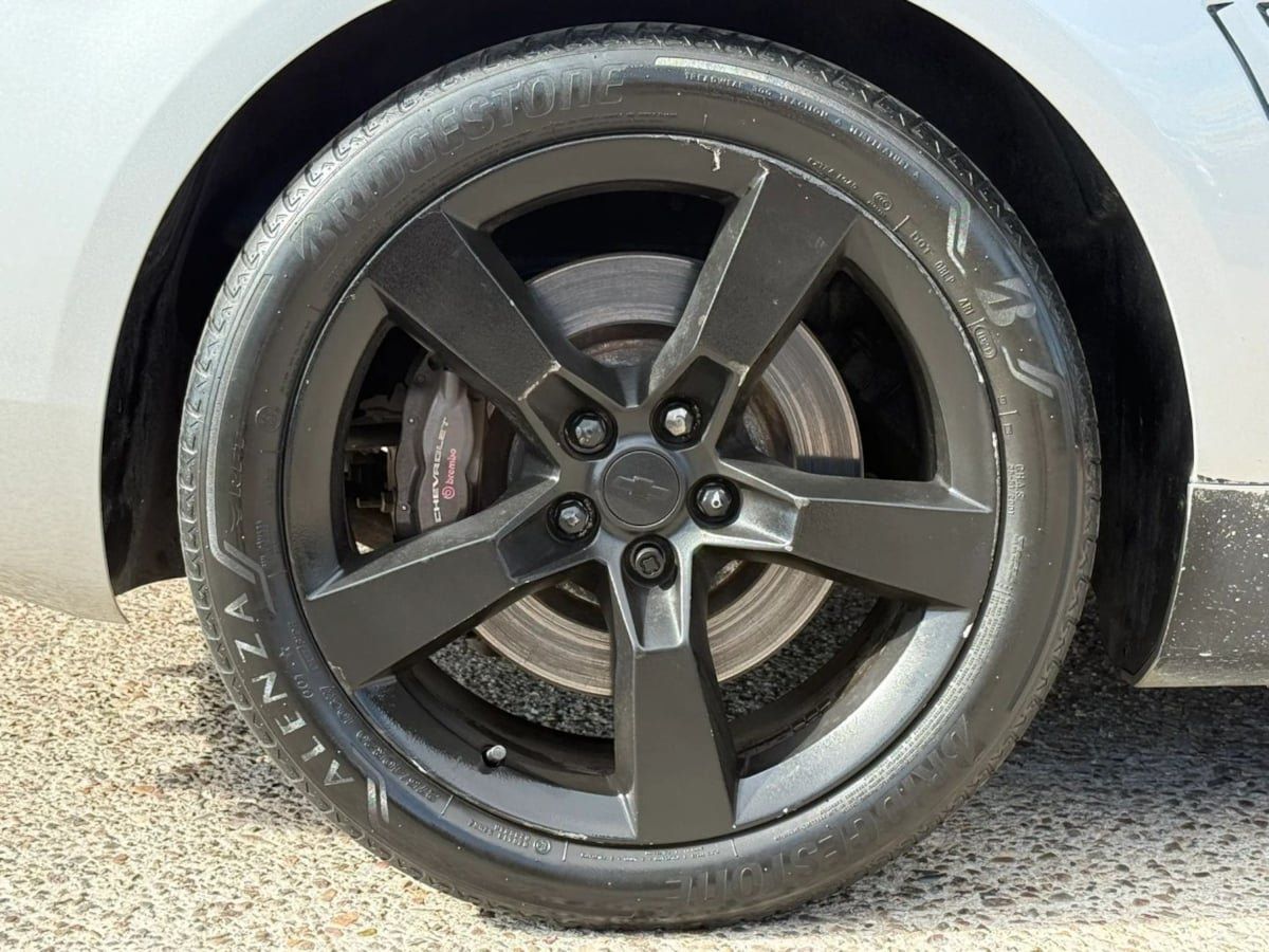 Used 2011 Chevrolet Camaro SS RWD image 25