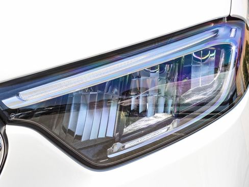 Certified 2026 Mercedes-Benz GLC 300 4MATIC image 5