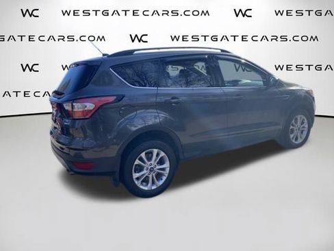 Used 2022 Ford Escape SE image 23