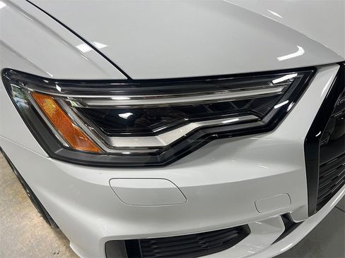 Used 2022 Audi A6 Premium Plus image 10