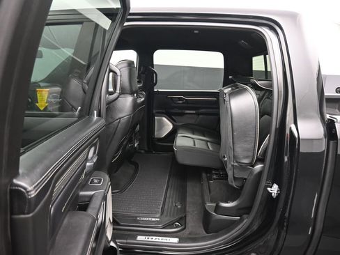 Used 2020 RAM 1500 Limited w/ Black Appearance Package image 40