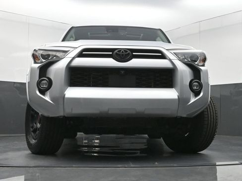 Used 2023 Toyota 4Runner SR5 Premium w/ Moonroof Package RWD image 25