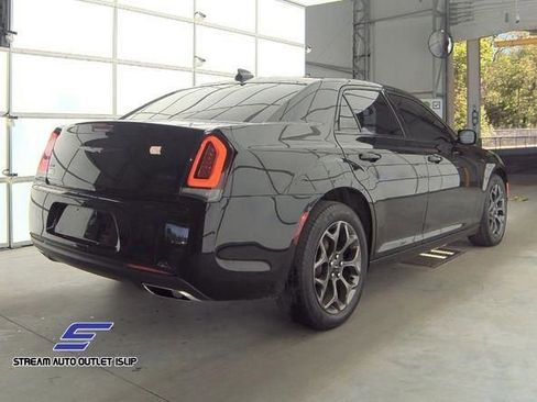 Used 2021 Chrysler 300 Touring w/ Sport Appearance Package image 9