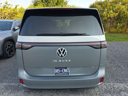 Used 2025 Volkswagen ID. Buzz 1st Edition AWD/4WD image 19