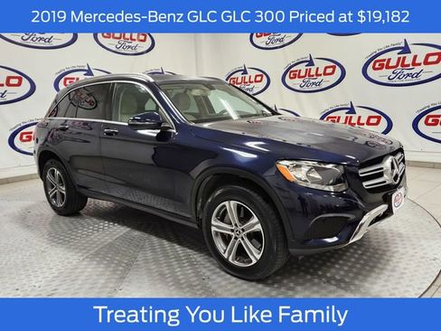 Used 2019 Mercedes-Benz GLC 300 image 1
