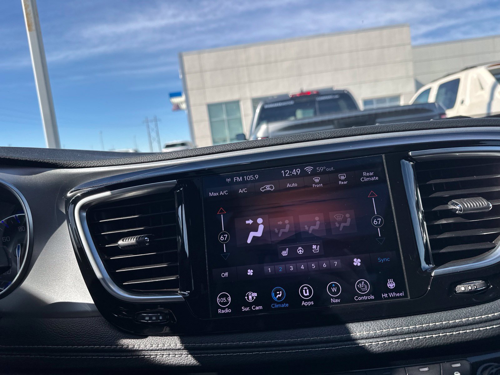 Used 2019 Chrysler Pacifica Limited FWD image 57