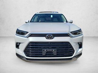 New 2026 Toyota Grand Highlander Limited video 2
