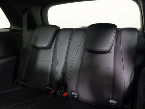 New 2026 Mercedes-Benz GLS 580 4MATIC image 7
