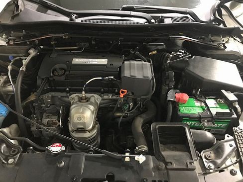 Used 2014 Honda Accord Sport image 31