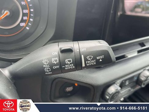 Used 2024 Jeep Wrangler Unlimited Sport AWD/4WD image 27