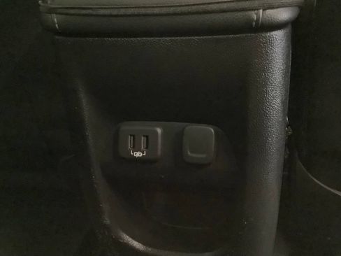 Used 2020 Chevrolet Colorado LT w/ Safety Package AWD/4WD image 31