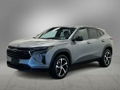 Used 2025 Chevrolet Trax RS