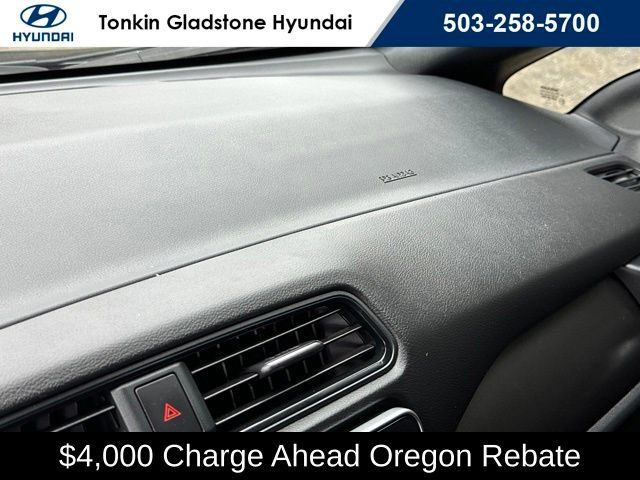 Used 2025 Nissan Leaf S FWD image 32