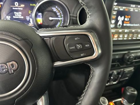 Used 2023 Jeep Wrangler Unlimited Sahara w/ Cold Weather Group image 16