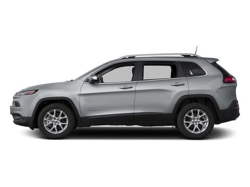 Used 2018 Jeep Cherokee Latitude Plus FWD image 6