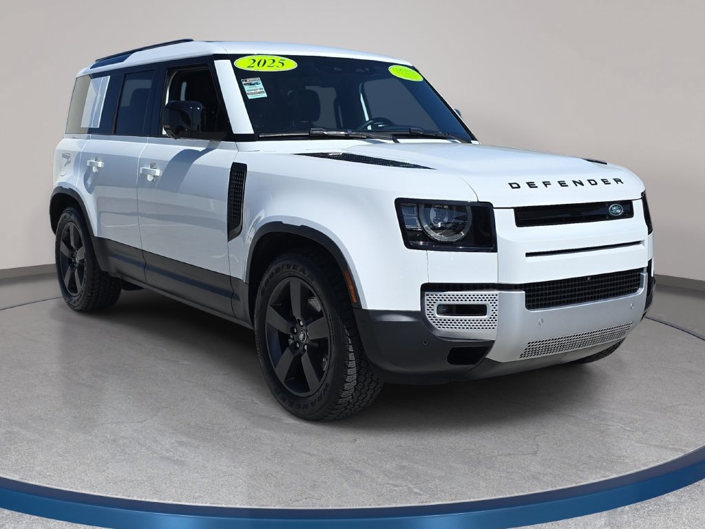 Used 2025 Land Rover Defender 110 S AWD/4WD image 3