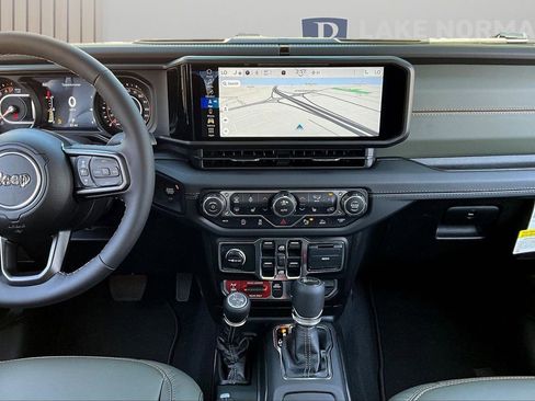 New 2026 Jeep Gladiator Mojave image 12