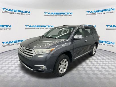 Used 2011 Toyota Highlander SE