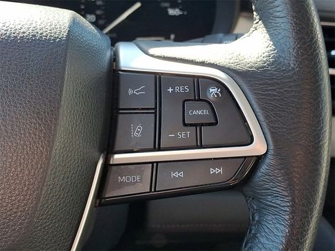 Certified 2024 Toyota Sienna XLE image 23