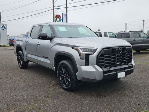 Used 2024 Toyota Tundra Limited w/ TRD Off-Road Package image 7