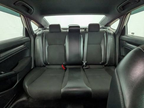 Used 2022 Honda Civic Sport image 16