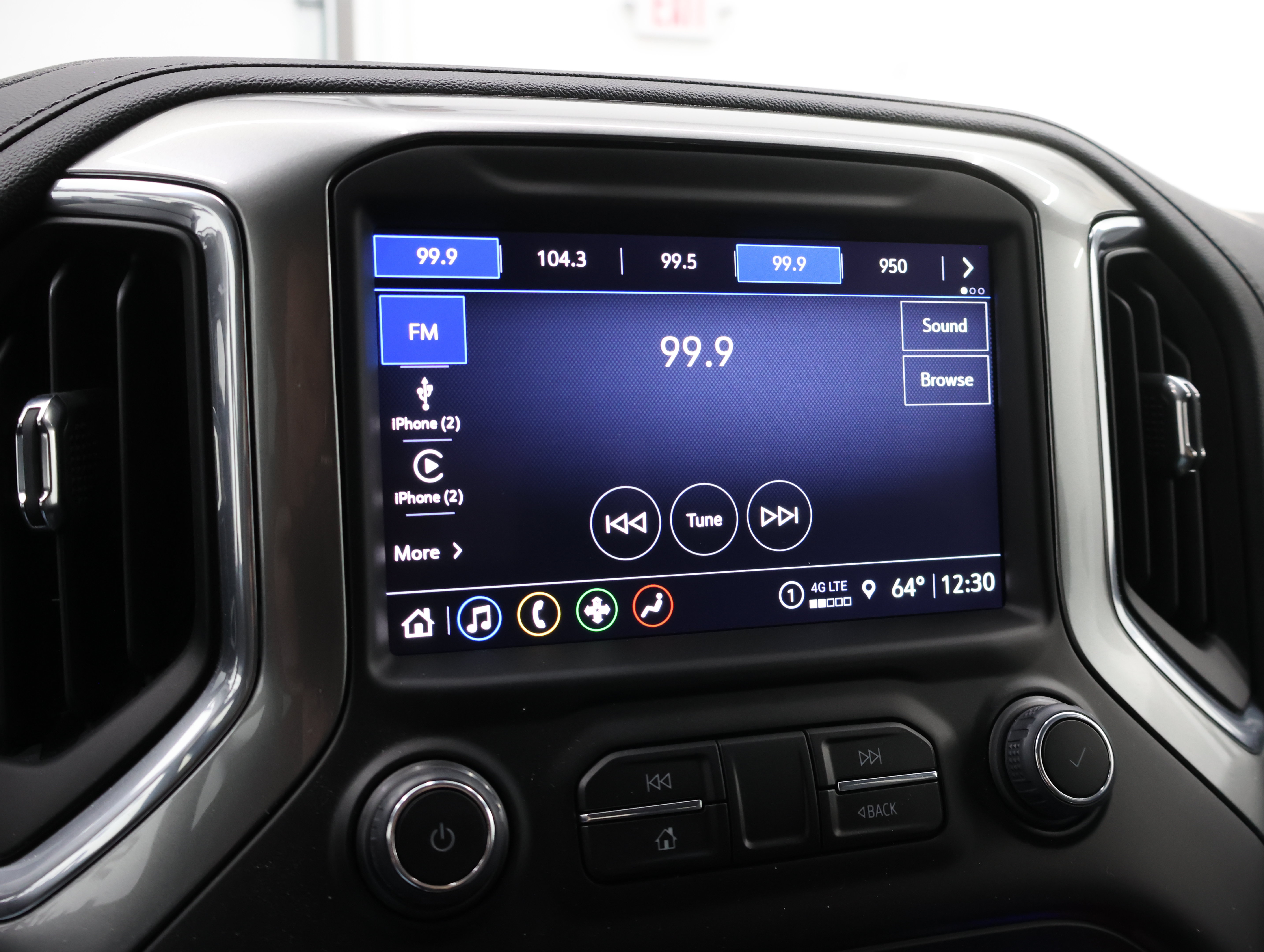 Used 2023 Chevrolet Silverado 2500 LT w/ Convenience Package AWD/4WD image 11