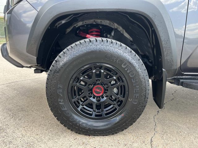 Used 2023 Toyota Tacoma TRD Pro AWD/4WD image 6