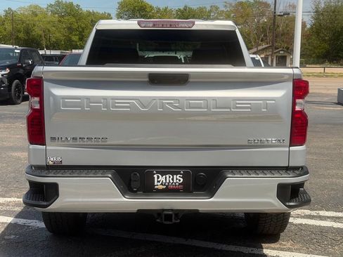 Used 2022 Chevrolet Silverado 1500 Custom AWD/4WD image 5