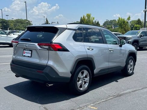 Used 2025 Toyota RAV4 XLE FWD image 7