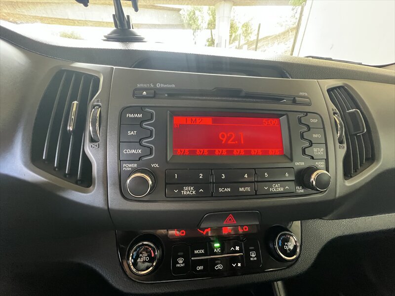 Used 2011 Kia Sportage EX AWD/4WD image 17