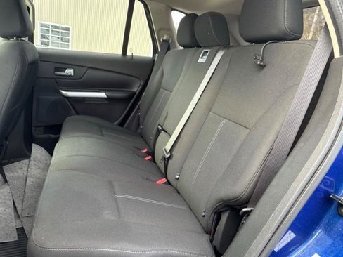 Used 2013 Ford Edge SE image 12