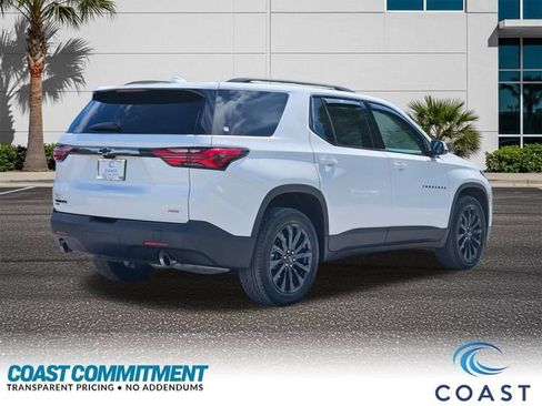 Certified 2024 Chevrolet Traverse RS FWD image 6