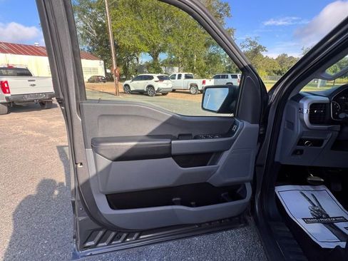 Used 2023 Ford F150 XLT image 19