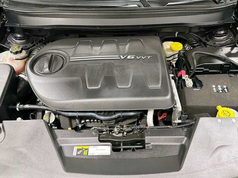 Used 2015 Jeep Cherokee Limited AWD/4WD image 30