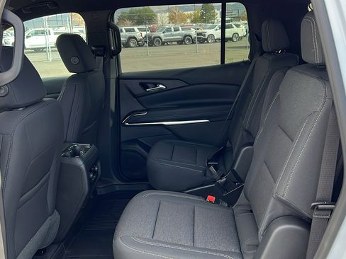 New 2026 Chevrolet Traverse LT w/ Midnight/Sport Edition image 13