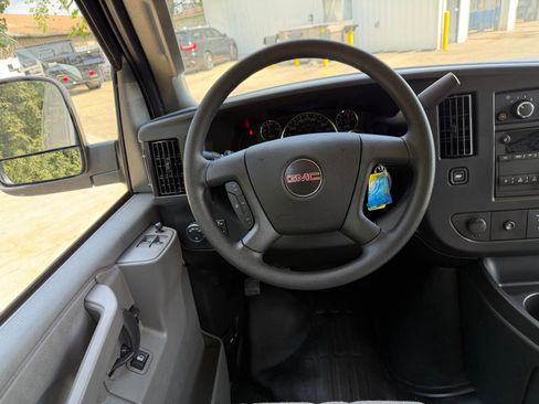 New 2026 GMC Savana 2500 RWD image 19