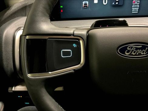 Certified 2025 Ford Expedition Max Active AWD/4WD image 17