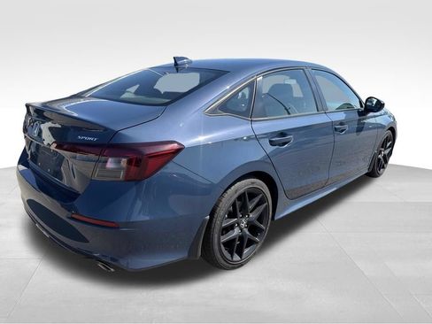 Used 2025 Honda Civic Sport image 16