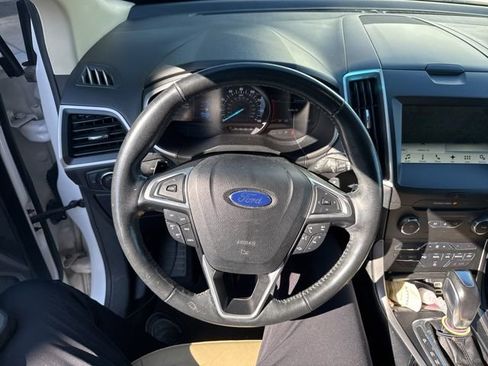 Used 2016 Ford Edge SEL w/ Equipment Group 201A image 5