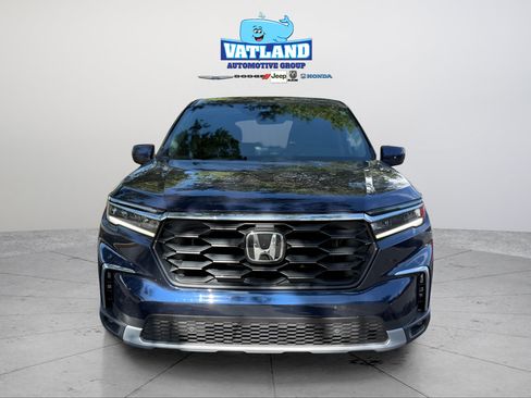 Used 2025 Honda Pilot EX-L image 8