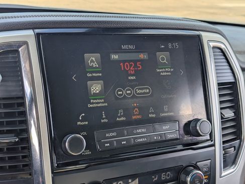 Used 2020 Nissan Titan SL w/ Moonroof Package image 20