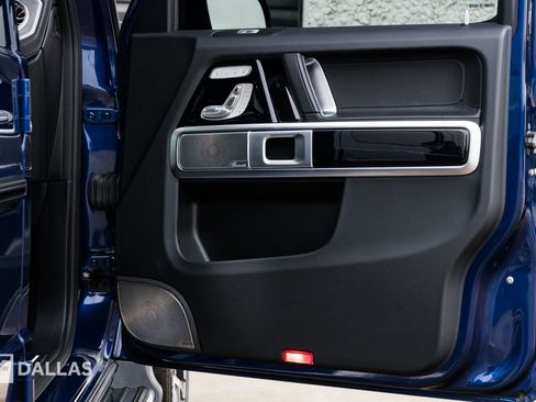 Used 2022 Mercedes-Benz G 63 AMG 4MATIC w/ G Manufaktur Interior Package image 37